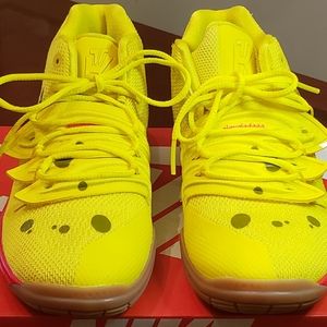 Nike Kyrie "Spongebob"